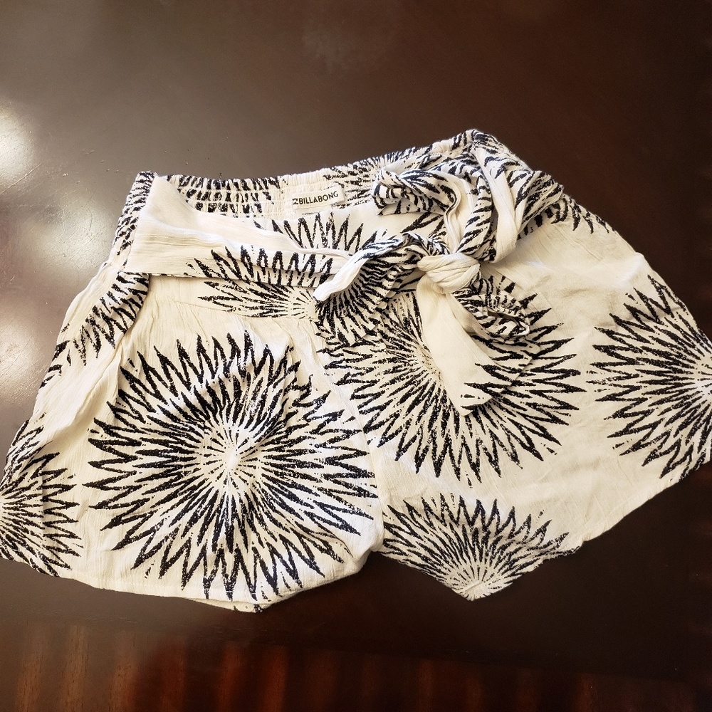 Billabong Shorts